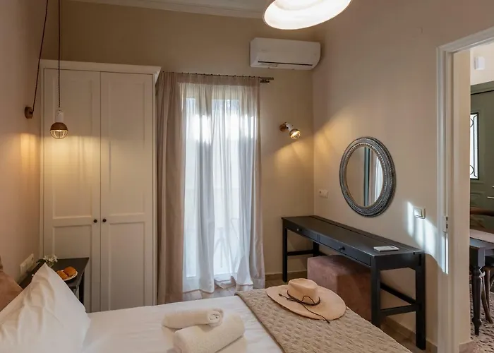 Apartment Aura