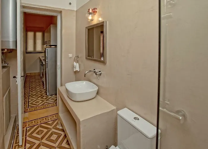 Aura Apartment *