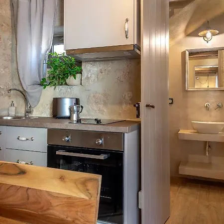 Aura Argostoli (Kefalonia)